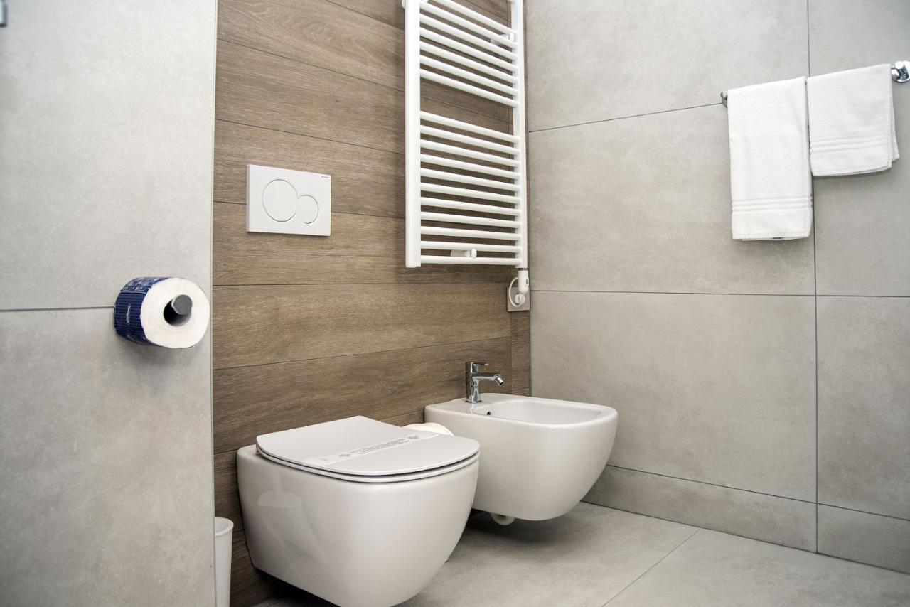 Camelot Appartamenti - Business E Holiday San Martino Buon Albergo Exteriér fotografie
