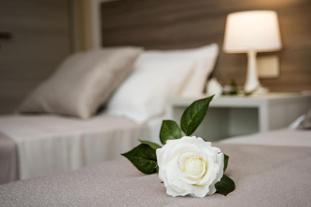 Camelot Appartamenti - Business E Holiday San Martino Buon Albergo Exteriér fotografie