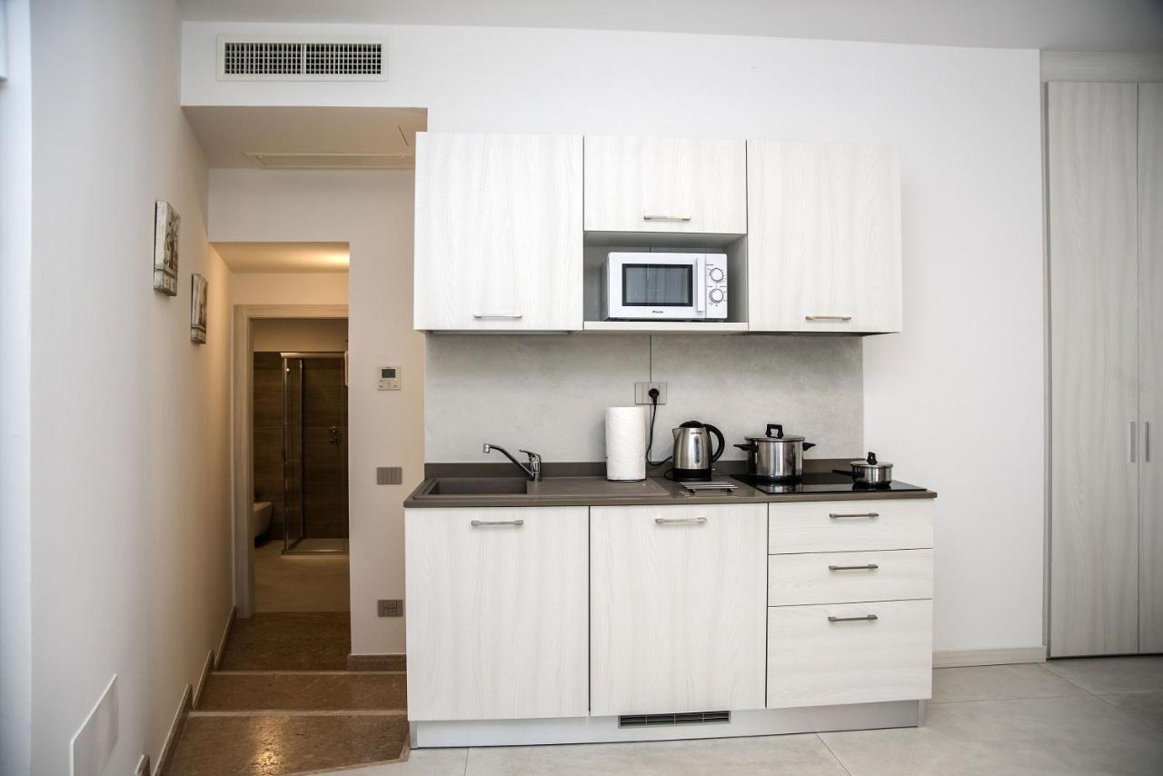 Camelot Appartamenti - Business E Holiday San Martino Buon Albergo Exteriér fotografie